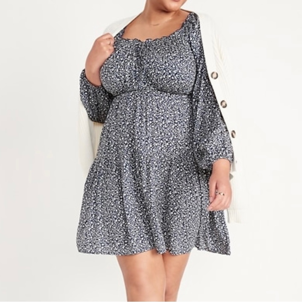 Old navy Long sleeve floral swing dress